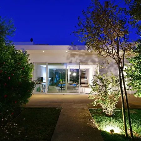 Villa Carrubo 4, Emma *